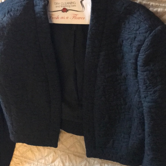 Jacket - Picture 3 of 6